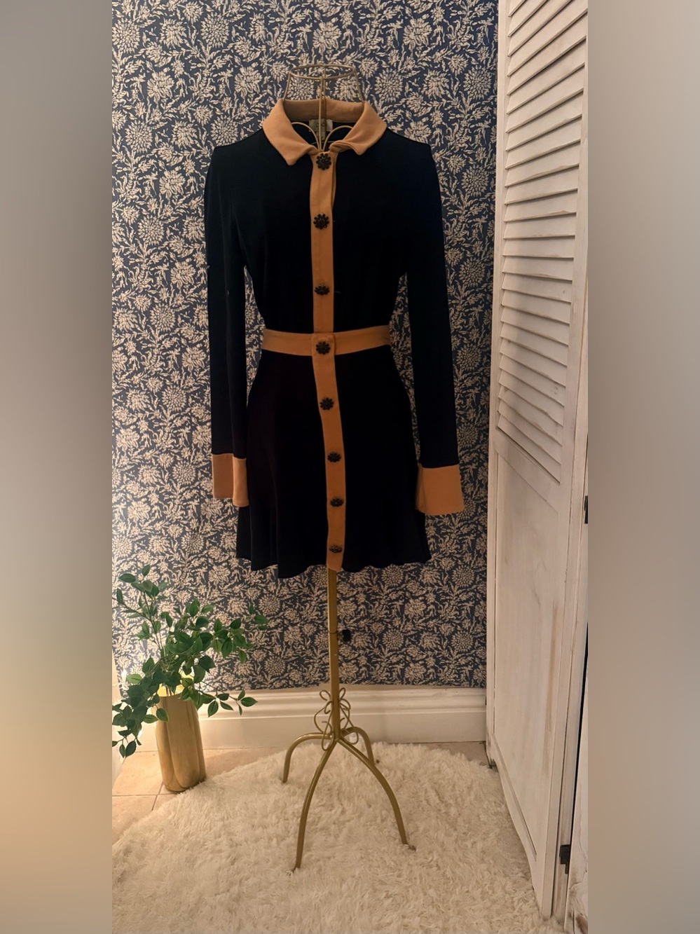 CeCe Black & Tan Knit Button-Up Jacket & Matching Skirt Set – Size M